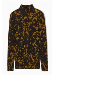NWT COS Merino Wool Turtleneck in Dark Yellow/Tortoiseshell
